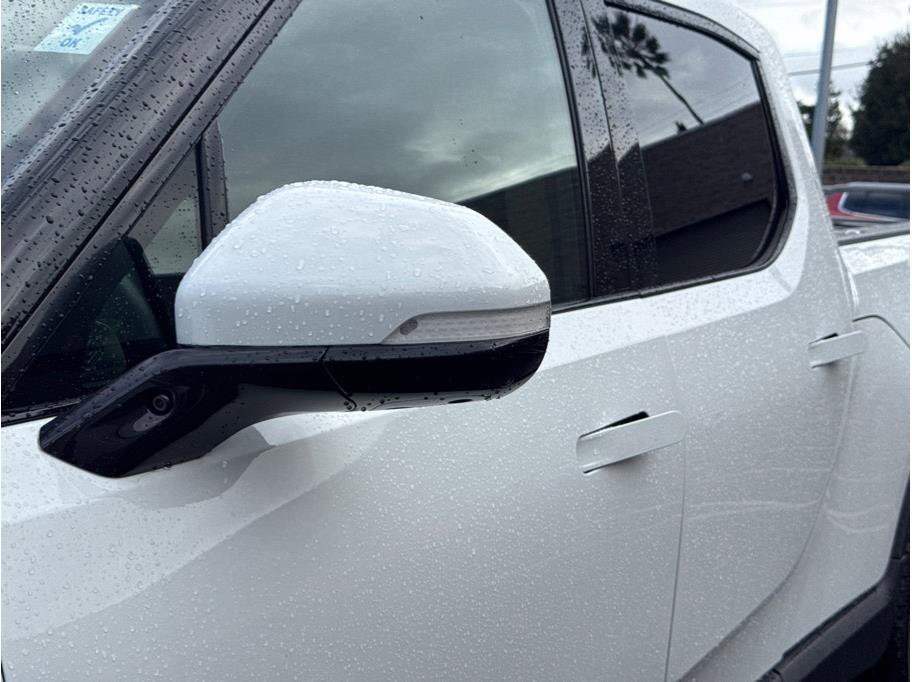 Used 2022 Rivian R1T Launch Edition image 9