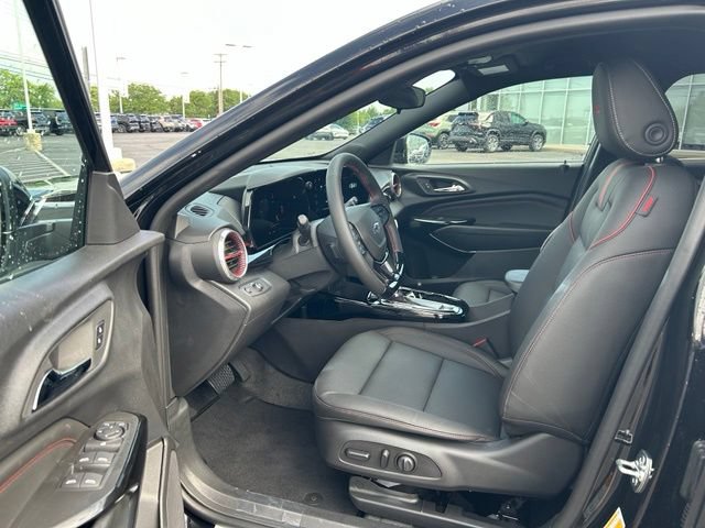 New 2026 Chevrolet Trax RS w/ Driver Confidence Package FWD image 11