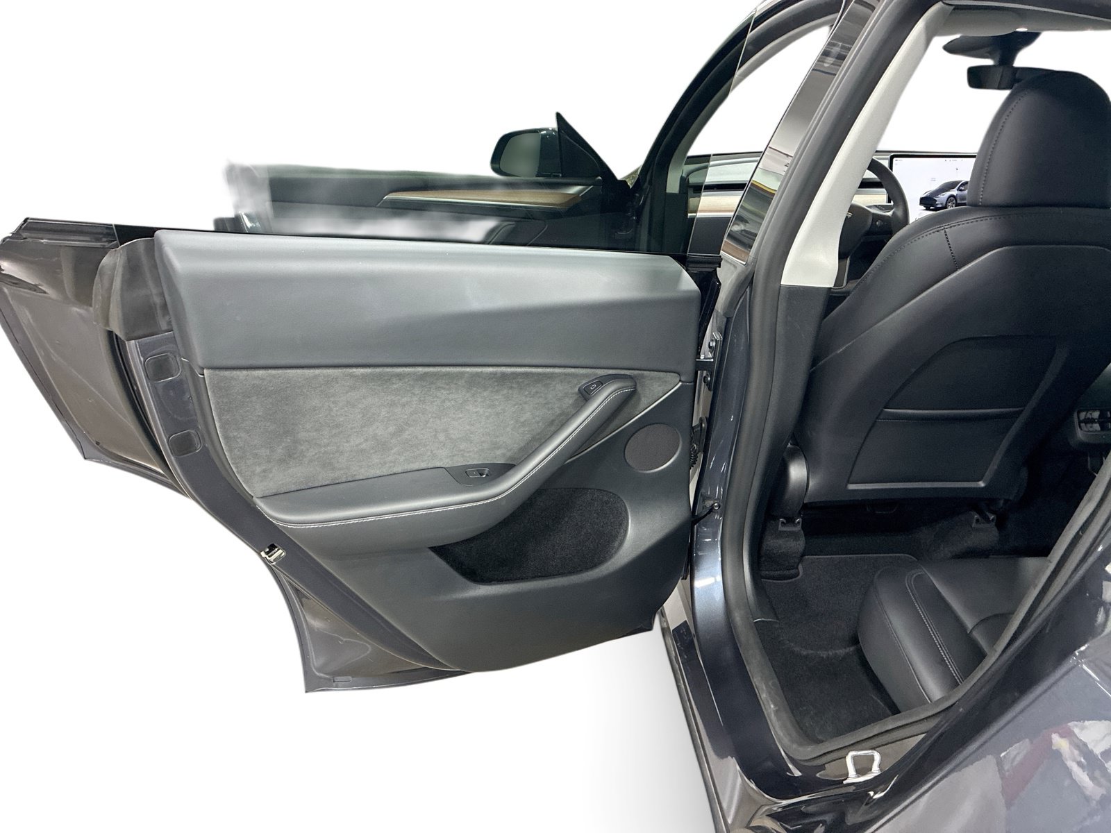 Certified 2023 Tesla Model Y Long Range AWD/4WD image 10