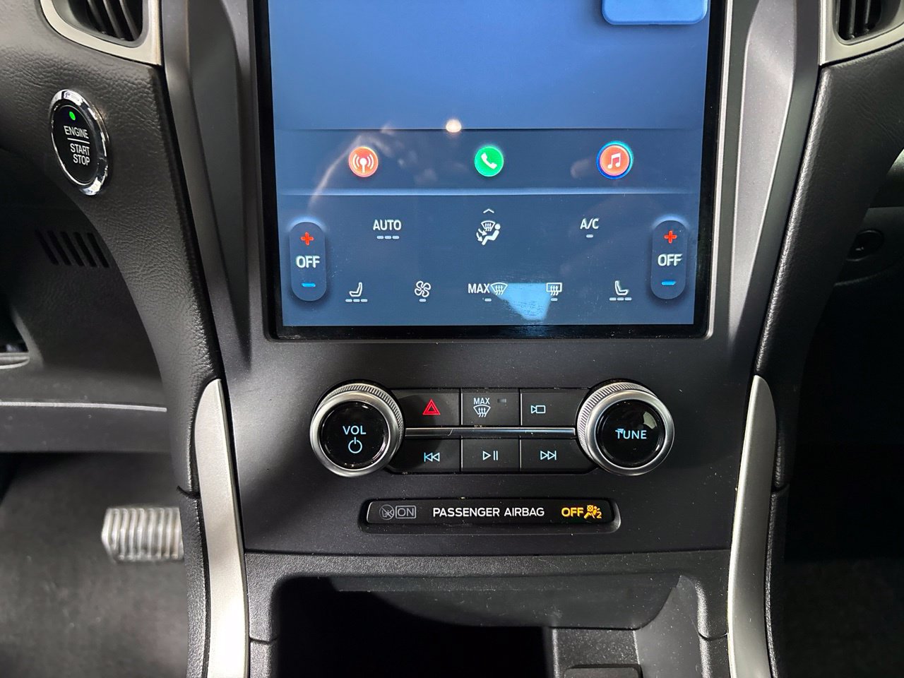 Used 2024 Ford Edge SEL AWD/4WD image 18