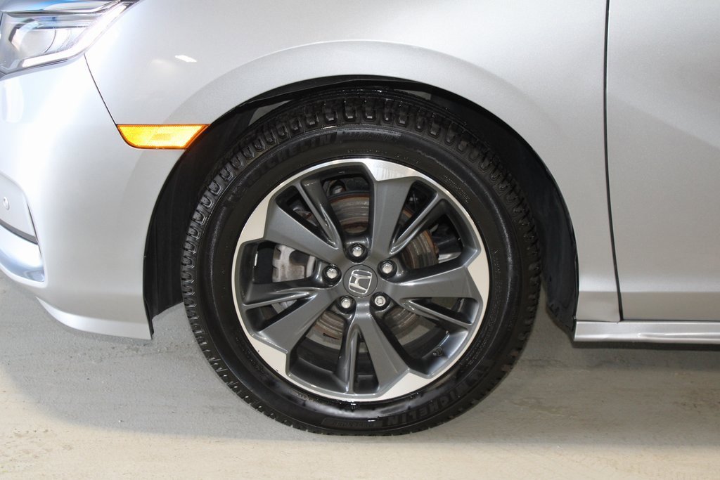 Used 2023 Honda Odyssey Elite image 6