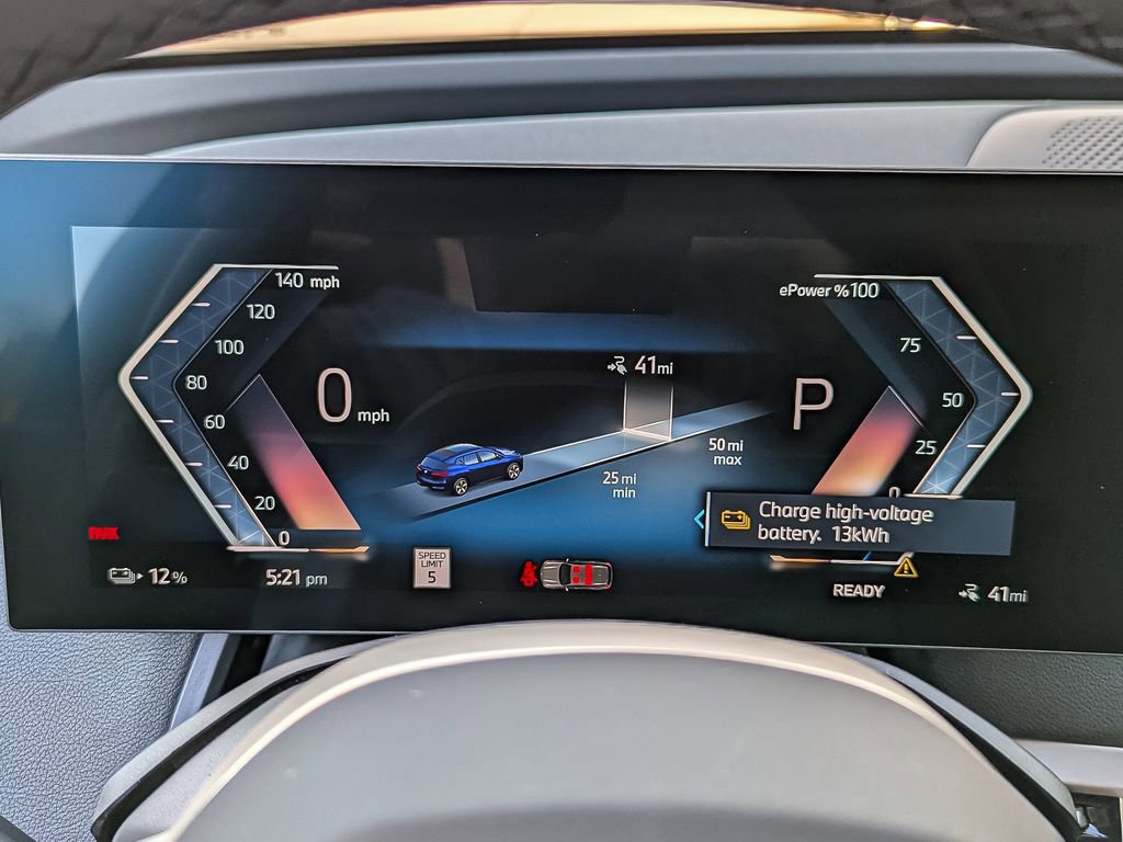 Used 2026 BMW iX xDrive60 w/ Premium Package image 23