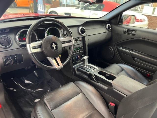 Used 2005 Ford Mustang Premium RWD image 8