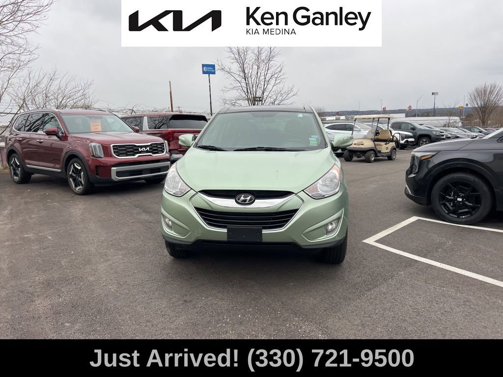 Used 2011 Hyundai Tucson Limited w/ Premium Pkg 3 image 2