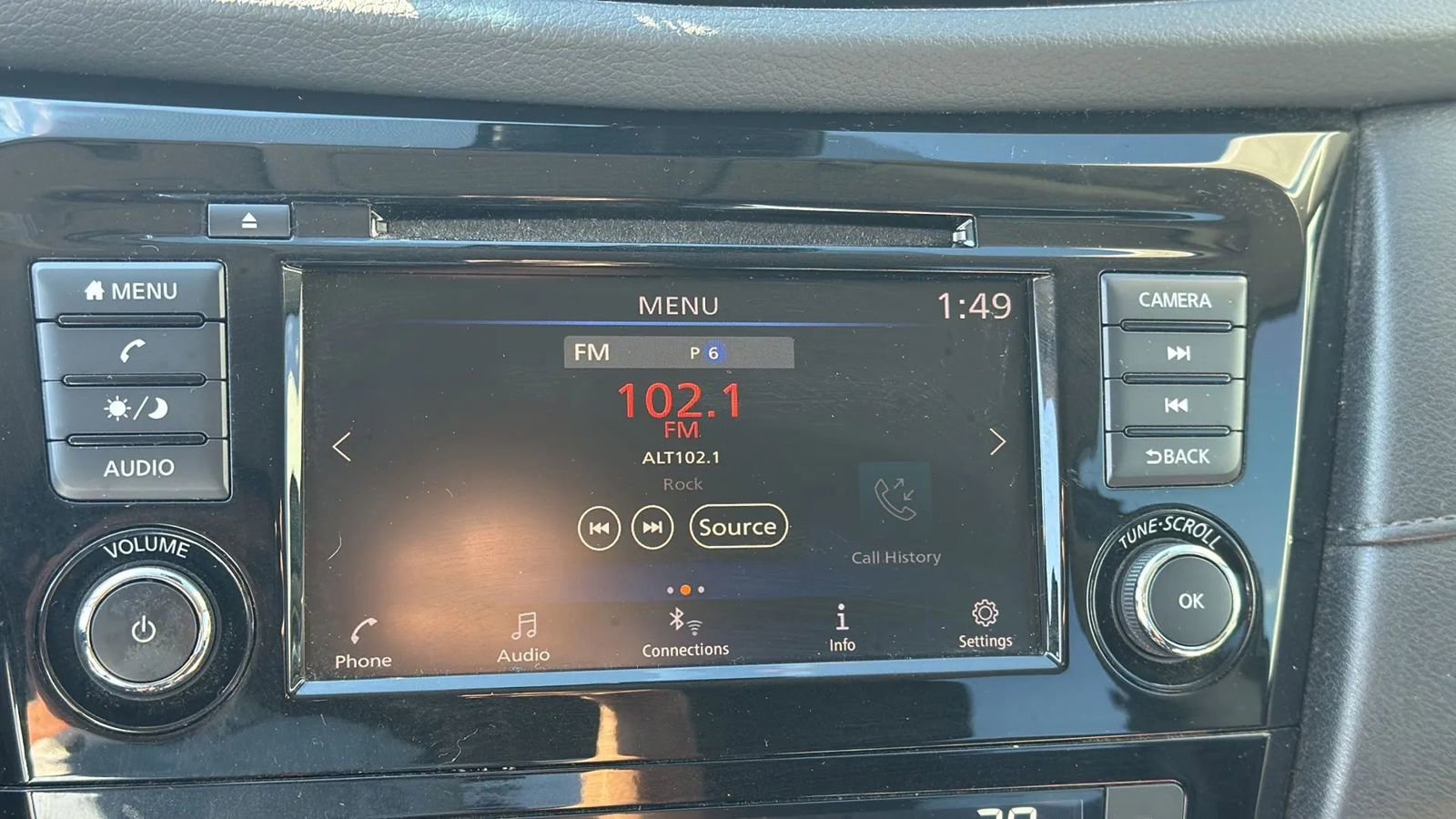 Used 2020 Nissan Rogue SV image 22