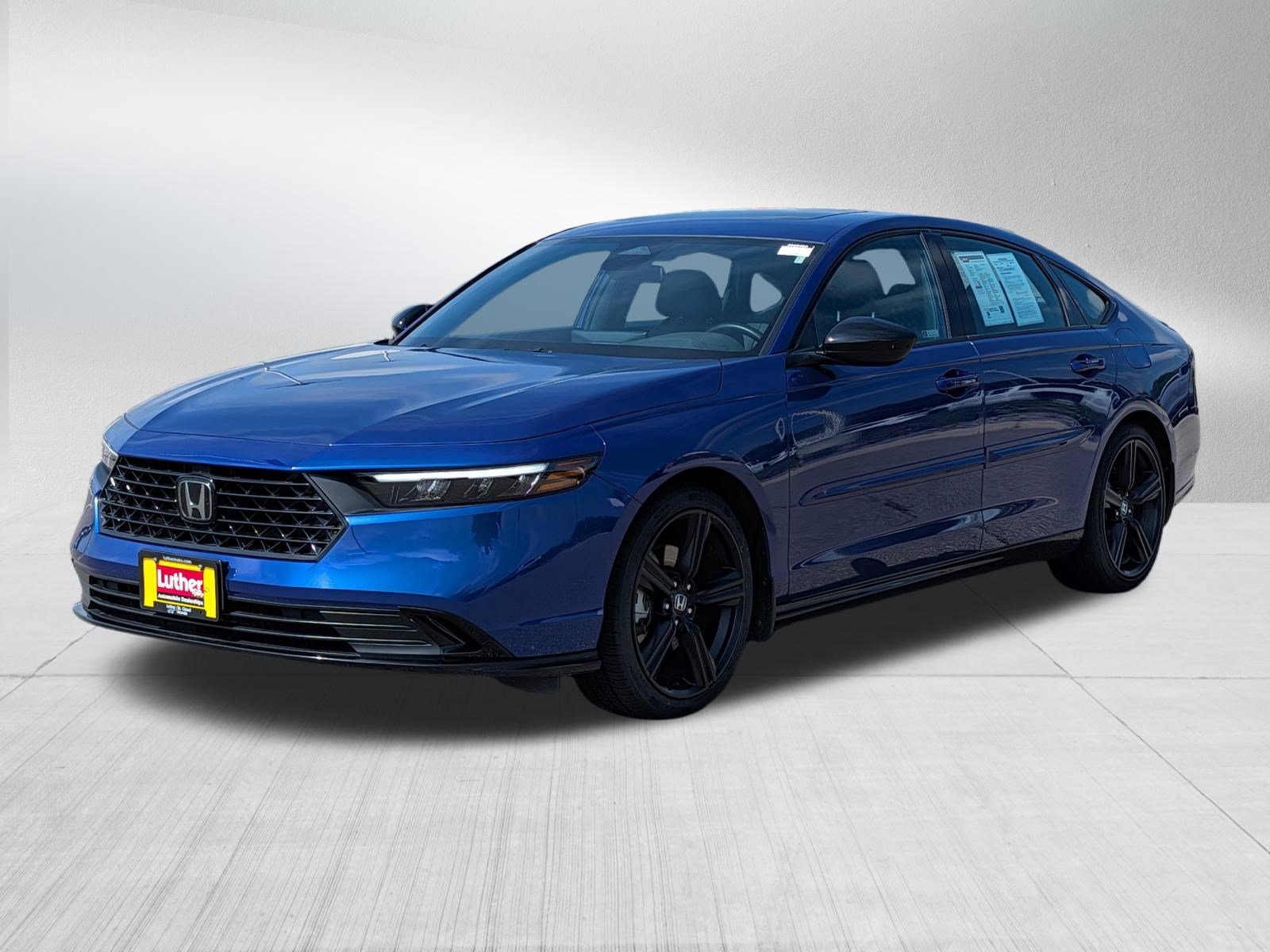 Used 2024 Honda Accord Sport image 3