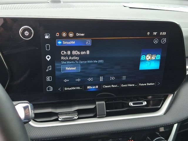 Used 2026 Chevrolet Equinox LT FWD image 16