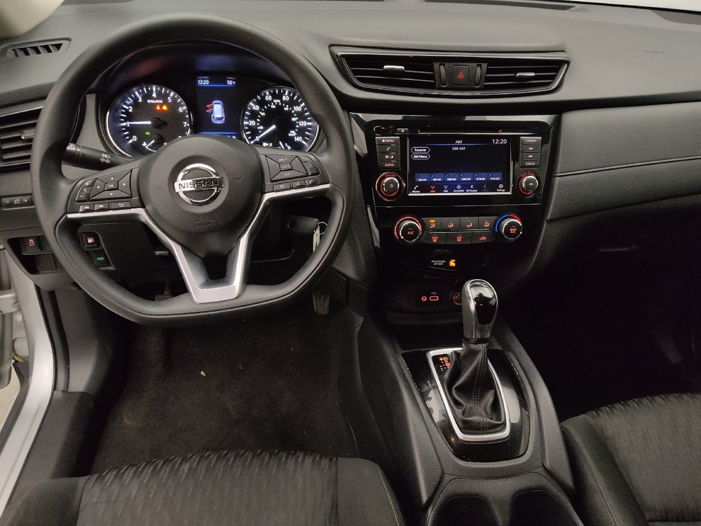 Used 2019 Nissan Rogue S image 22