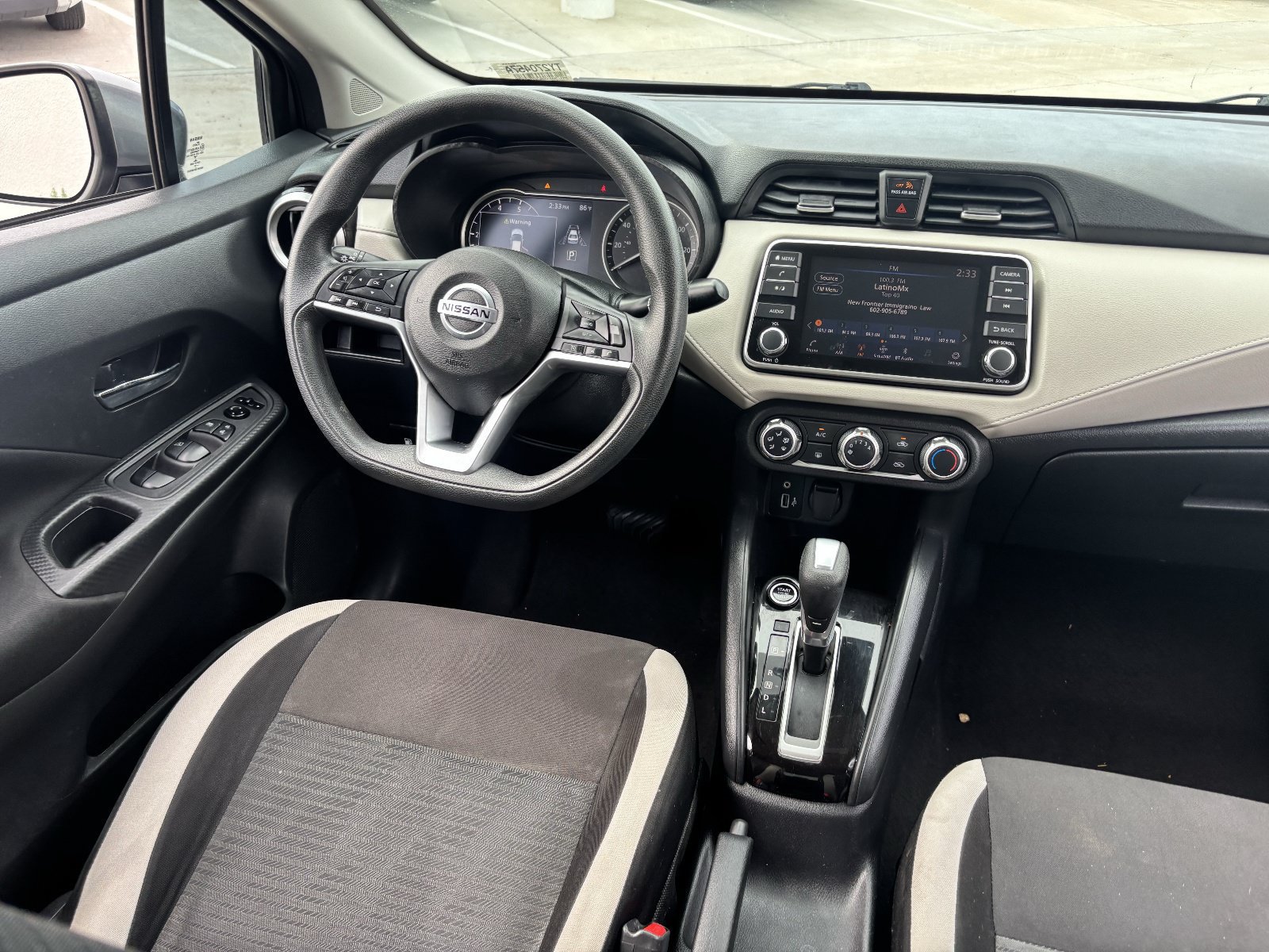 Used 2021 Nissan Versa SV FWD image 15
