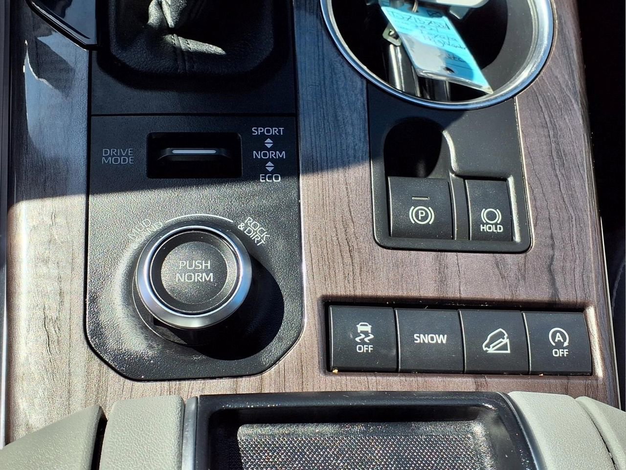 Certified 2021 Toyota Highlander Limited w/ Protection Package #3 (TMS) image 23