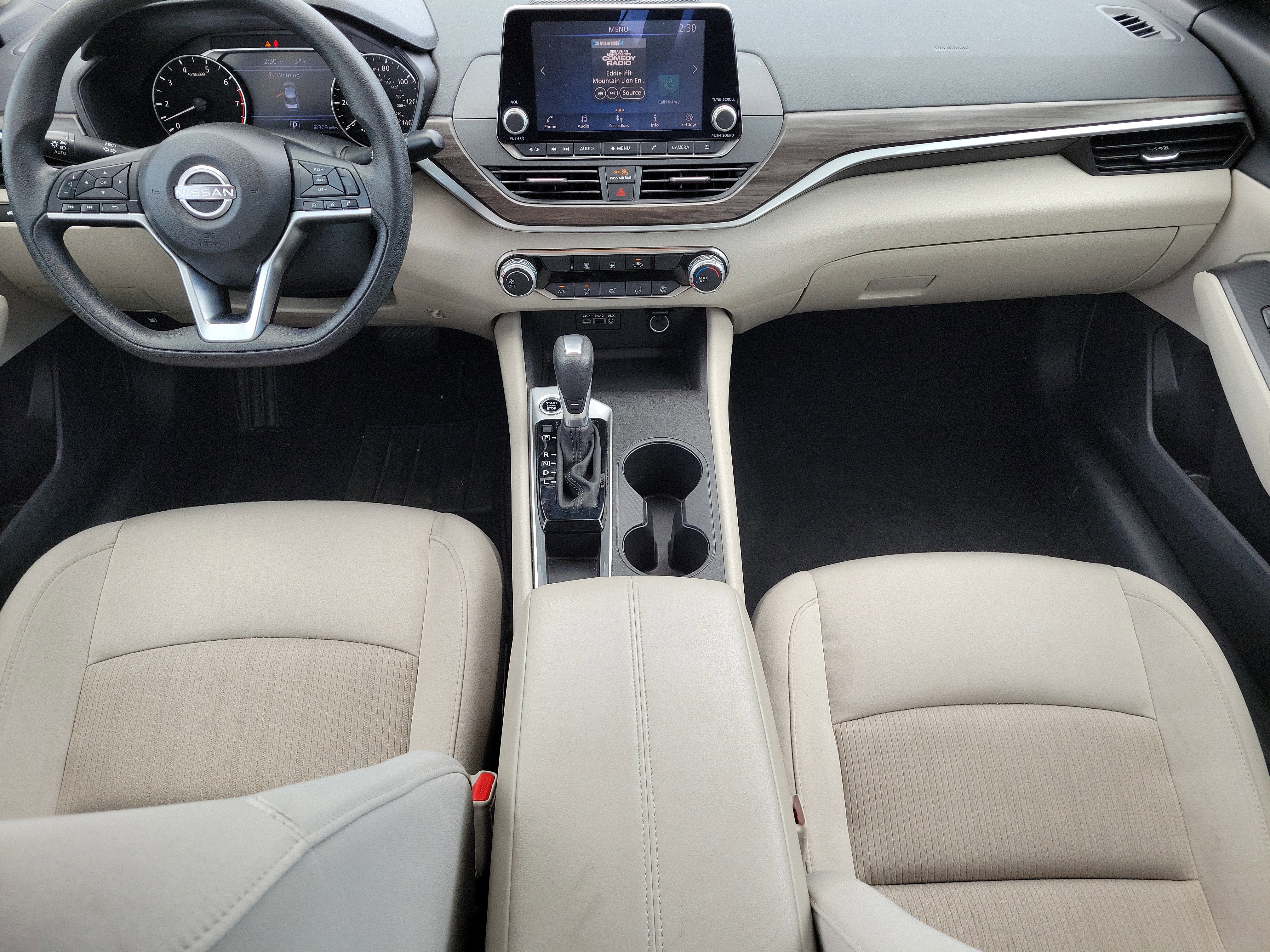 Used 2025 Nissan Altima 2.5 SV FWD image 17