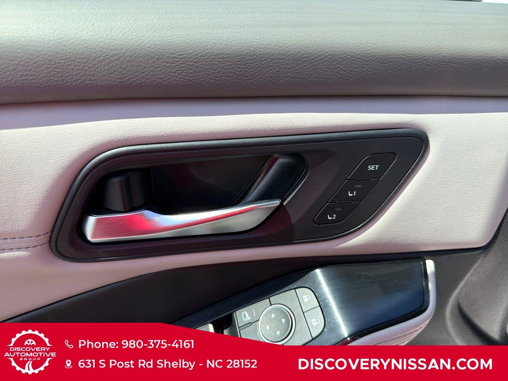 Certified 2024 Nissan Rogue SL w/ SL Premium Package FWD image 12