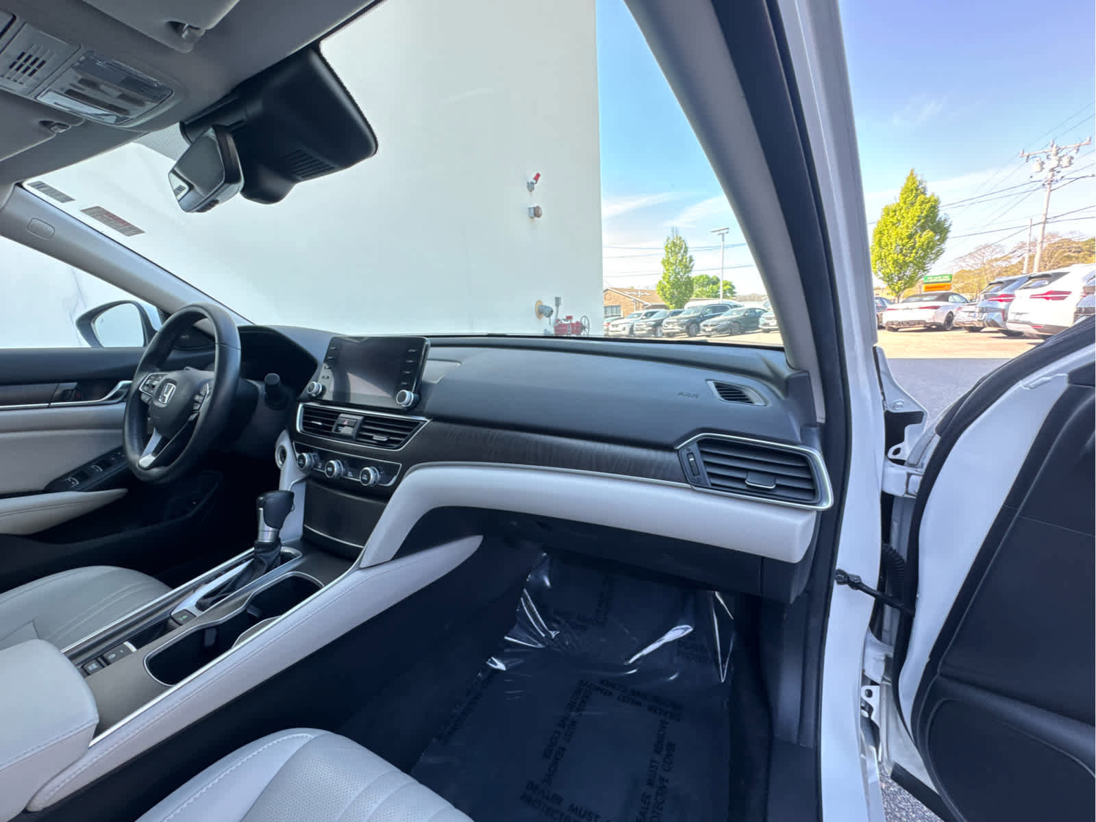 Used 2020 Honda Accord EX-L image 23