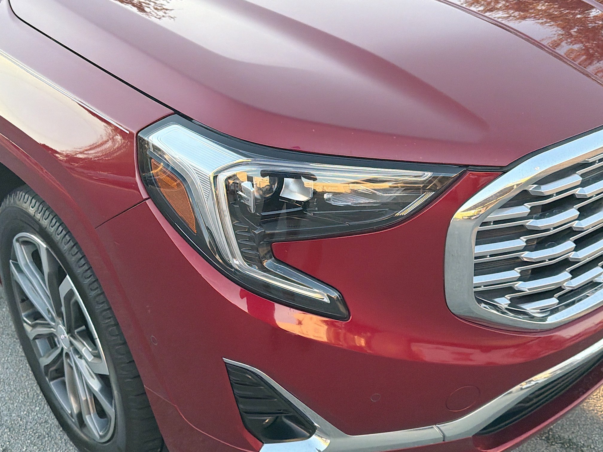 Used 2020 GMC Terrain Denali w/ Denali Premium Package image 35