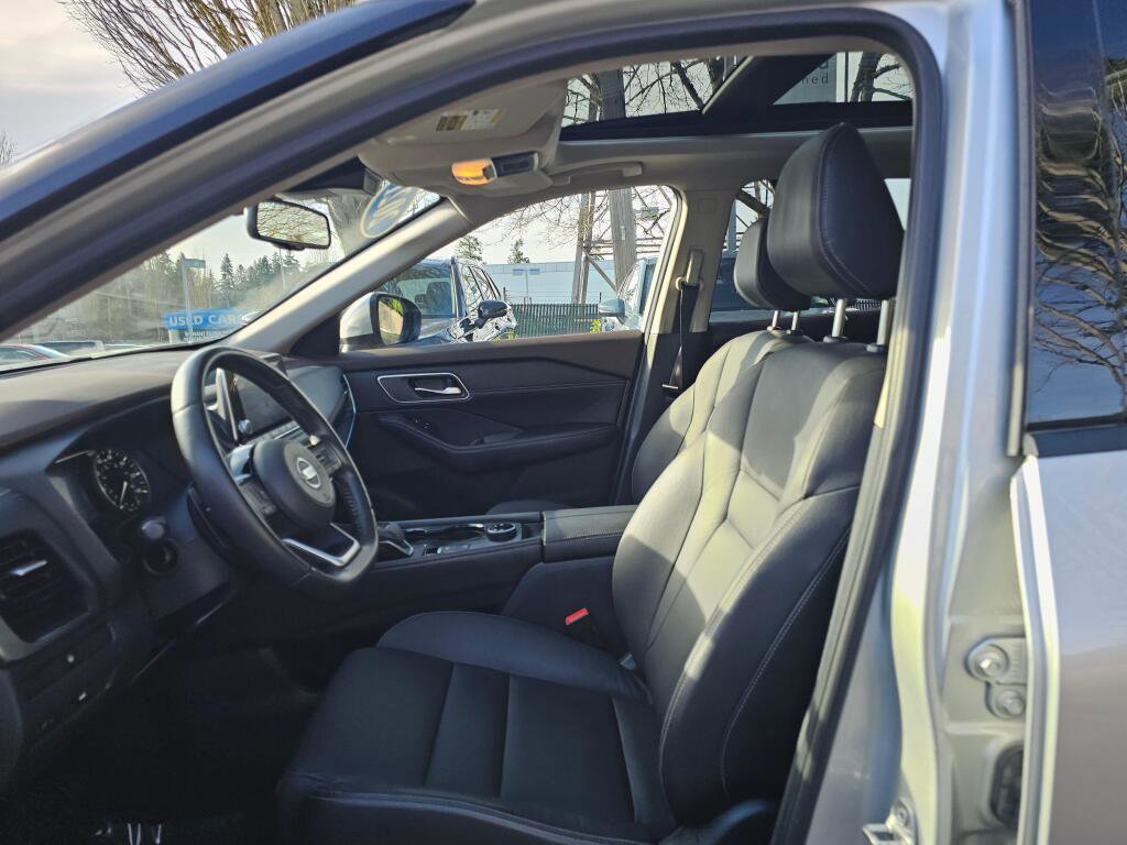 Used 2021 Nissan Rogue SL image 23