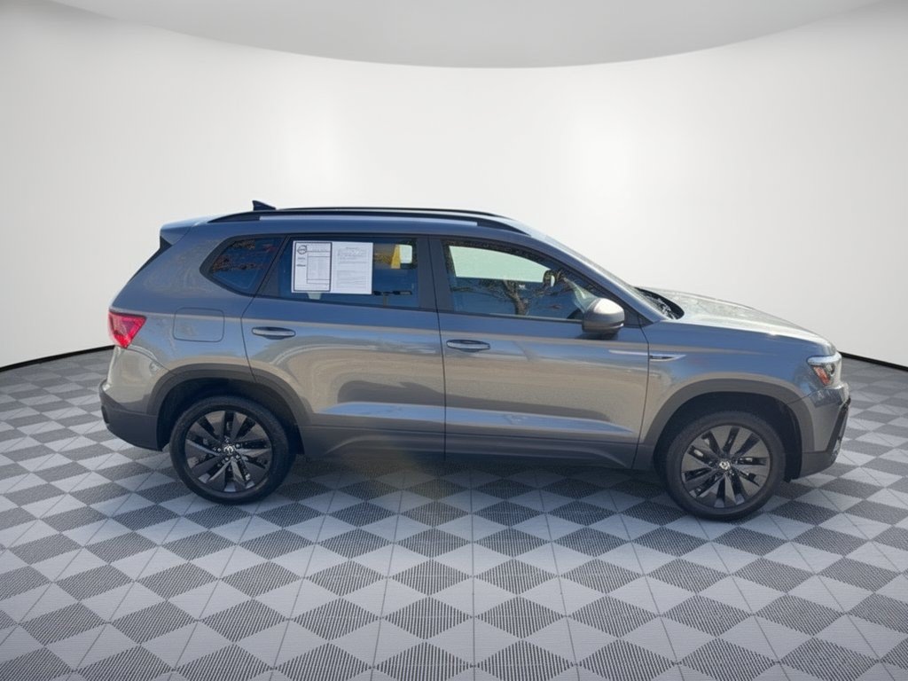 Used 2022 Volkswagen Taos S w/ IQ Drive S Package FWD image 8