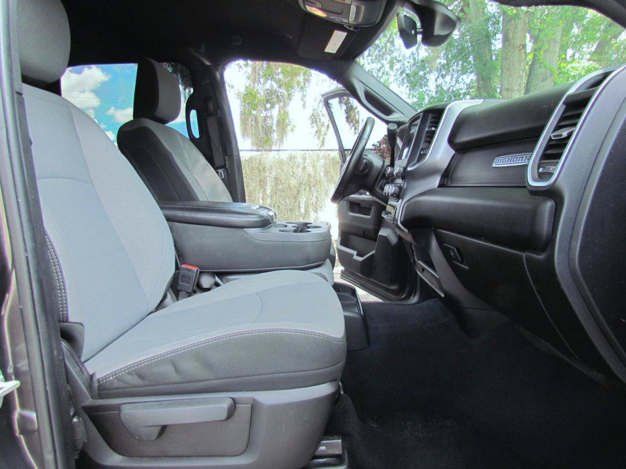 Used 2024 RAM 2500 Big Horn AWD/4WD image 21