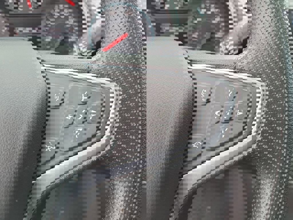 Used 2022 Chevrolet Malibu LT image 23