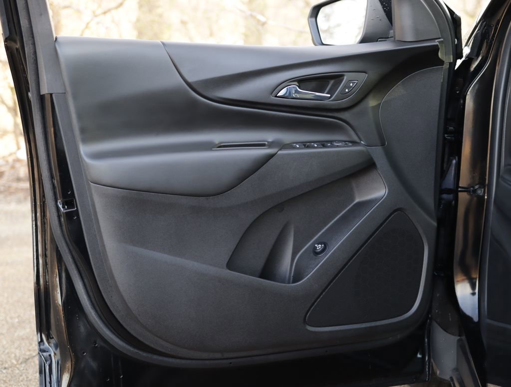 Used 2024 Chevrolet Equinox LT w/ LPO, Floor Liner Package image 21