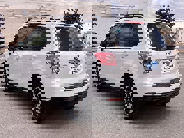 Used 2018 Subaru Forester 2.5i w/ Alloy Wheel Package image 4