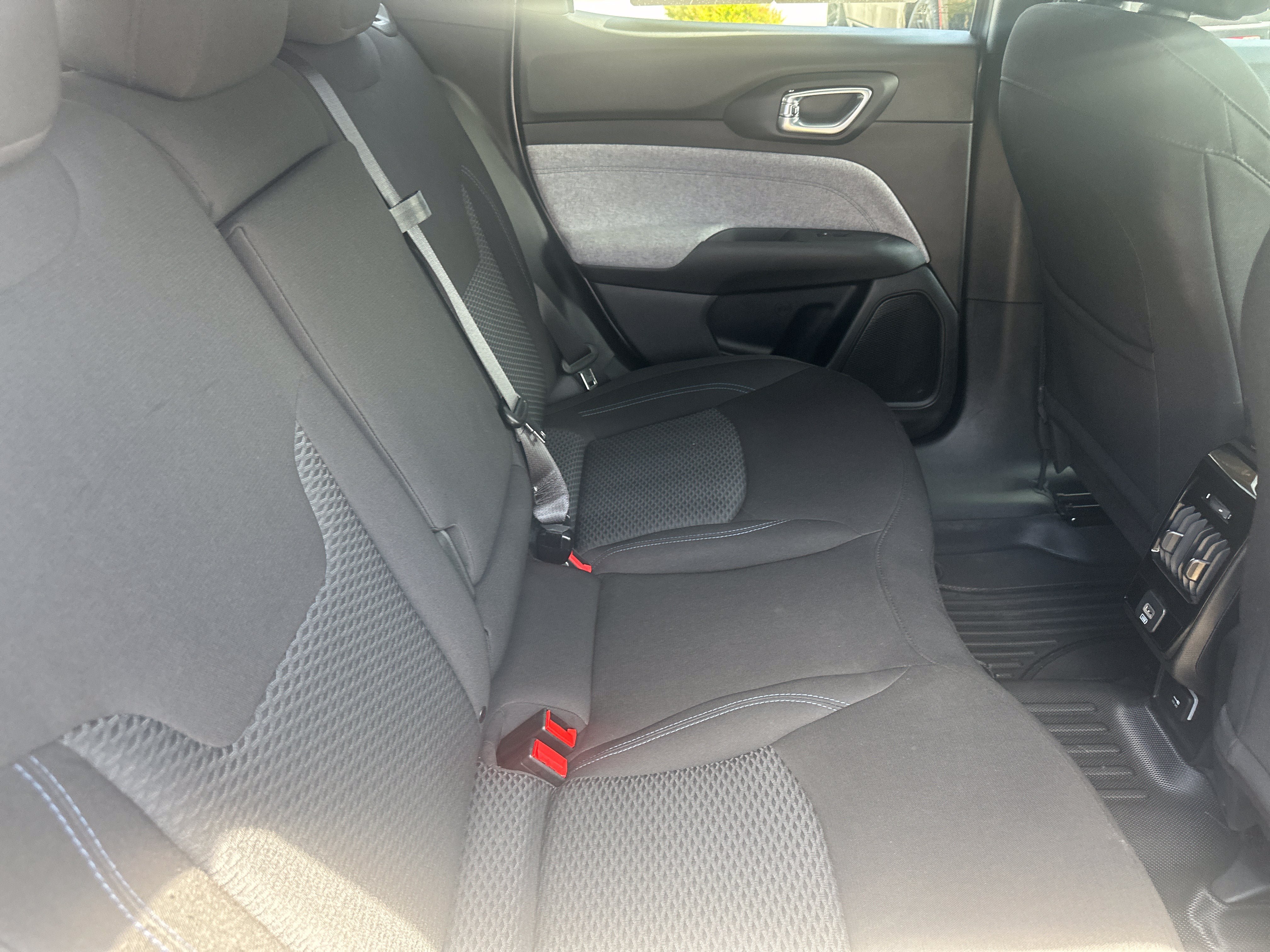 Used 2023 Jeep Compass Sport AWD/4WD image 24