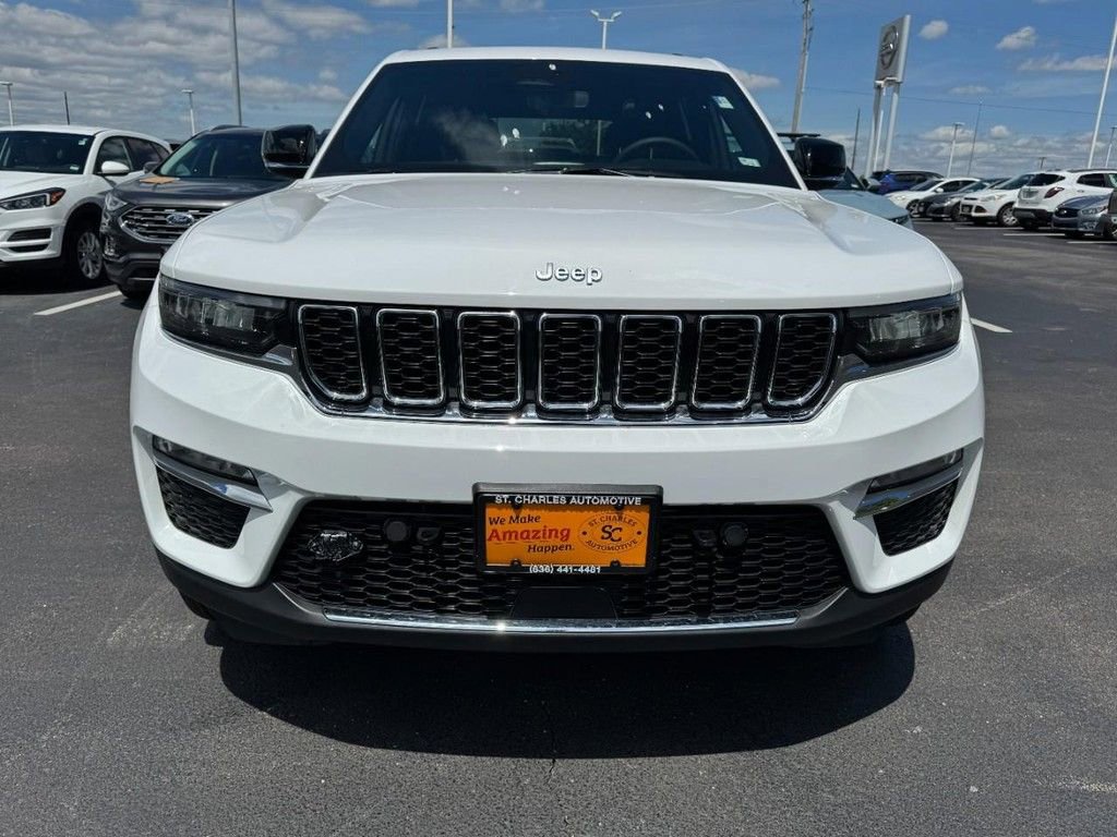 Used 2024 Jeep Grand Cherokee Limited 4xe w/ Trailer Tow Package AWD/4WD image 9