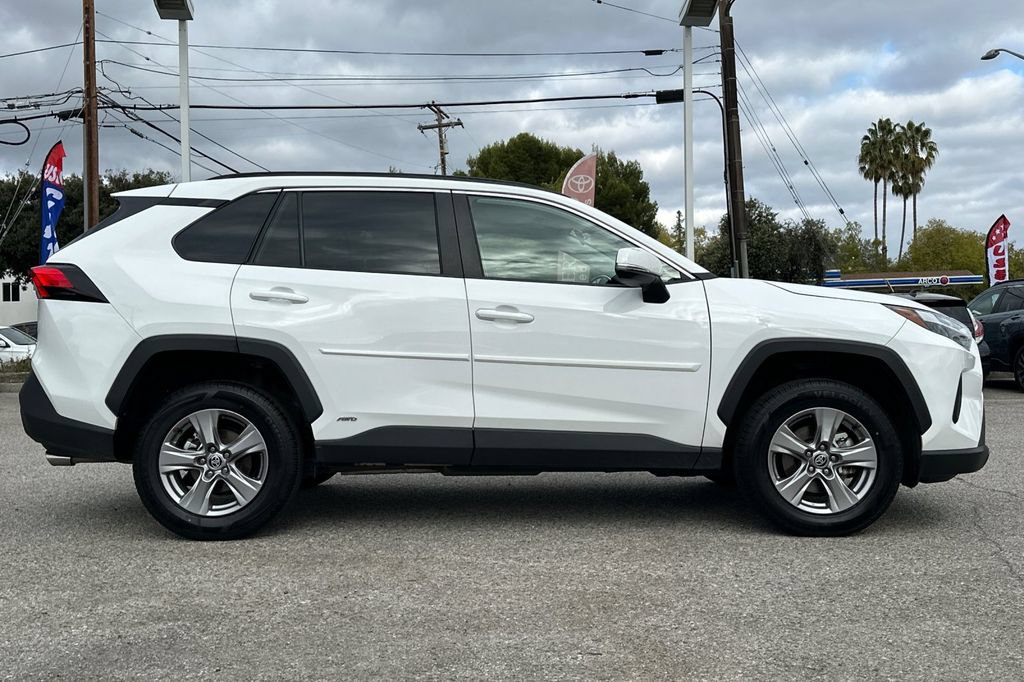 Certified 2024 Toyota RAV4 LE AWD/4WD image 2