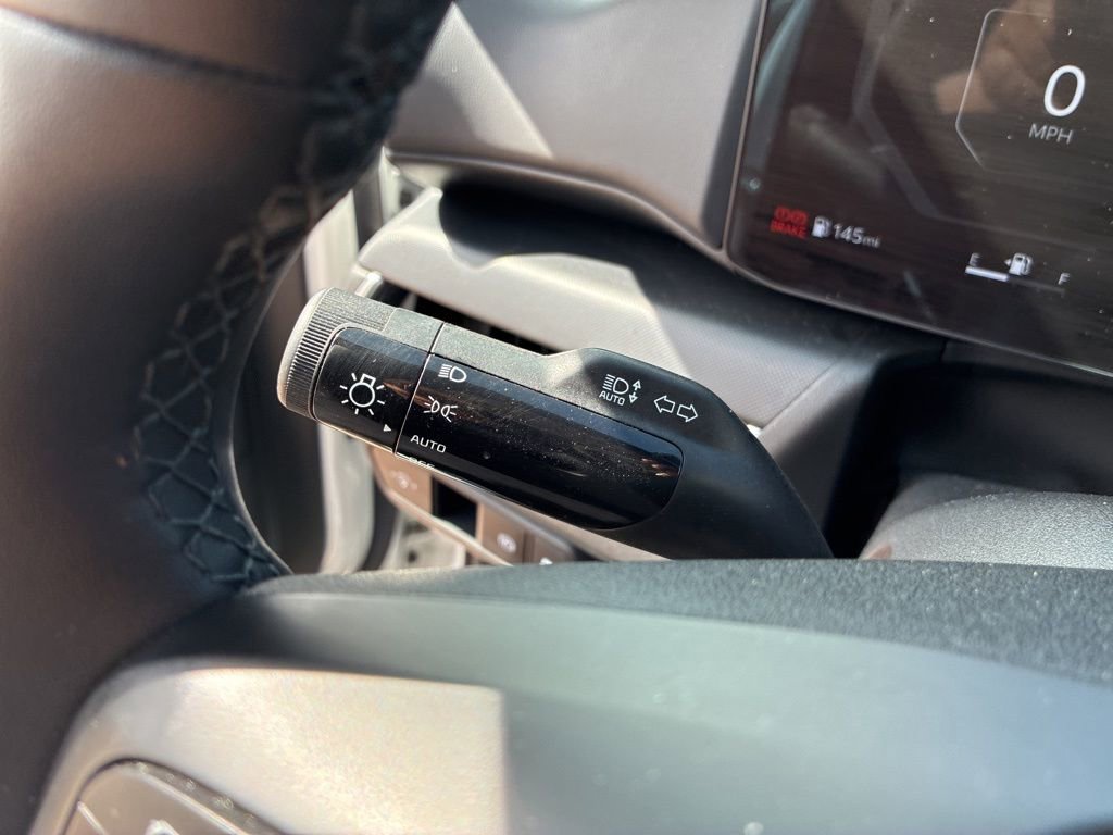 Certified 2025 Kia K4 EX FWD image 28