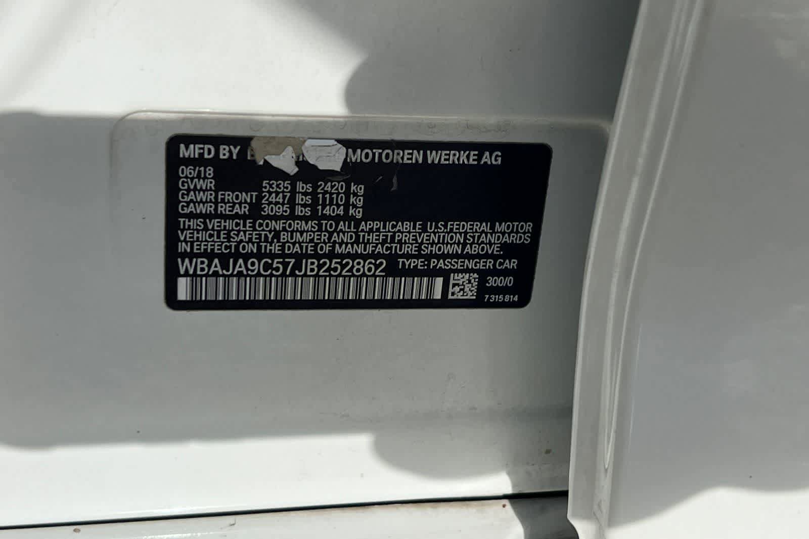 Used 2018 BMW 530e w/ Premium Package 2 RWD image 37