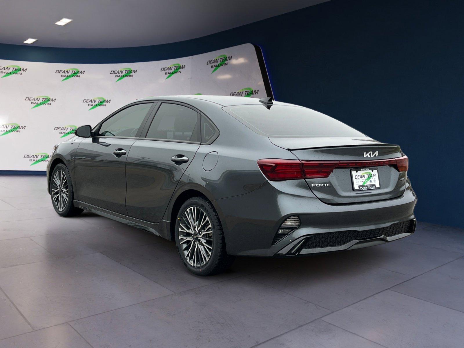 Used 2024 Kia Forte GT-Line image 5