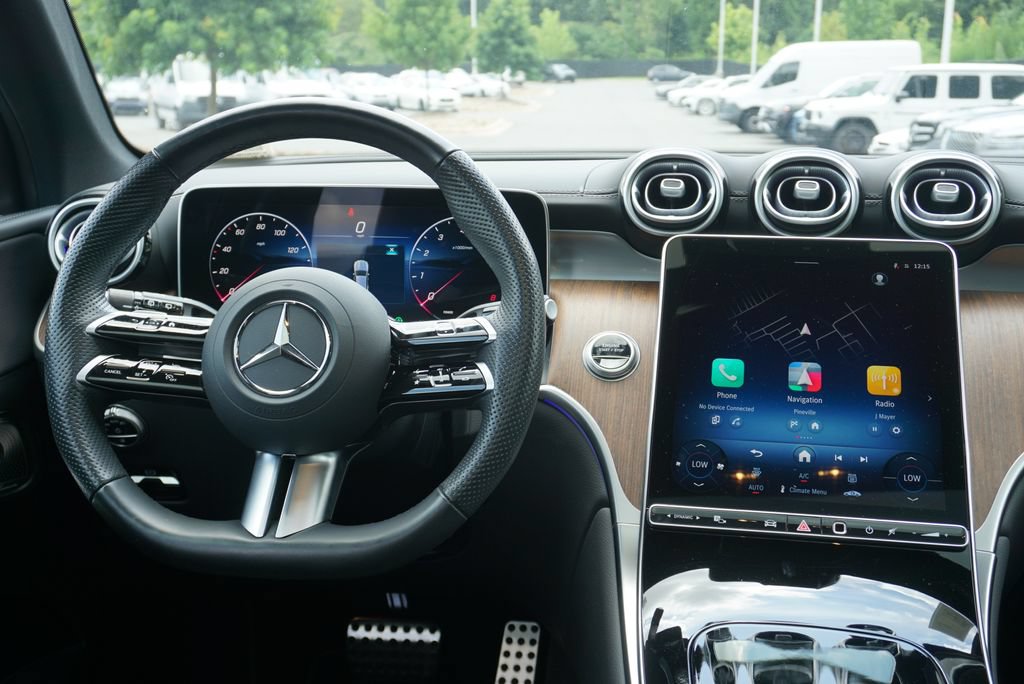 Certified 2025 Mercedes-Benz GLC 300 4MATIC image 28