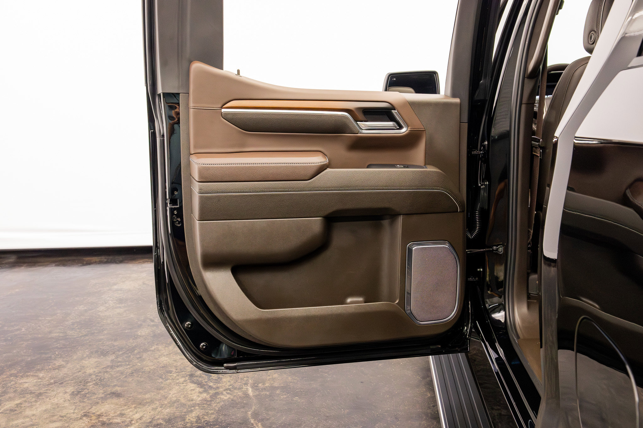 Used 2024 GMC Sierra 1500 Denali w/ Denali Reserve Package image 42