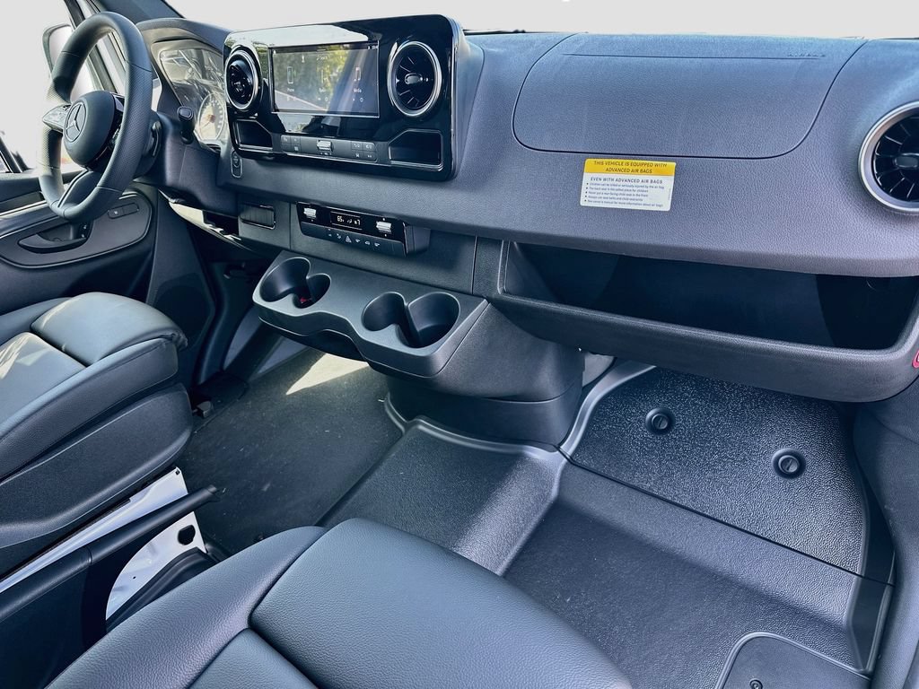 New 2026 Mercedes-Benz Sprinter 2500 image 27
