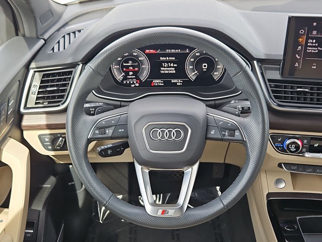 Used 2024 Audi Q5 e Premium Plus w/ Premium Plus Package AWD/4WD image 13