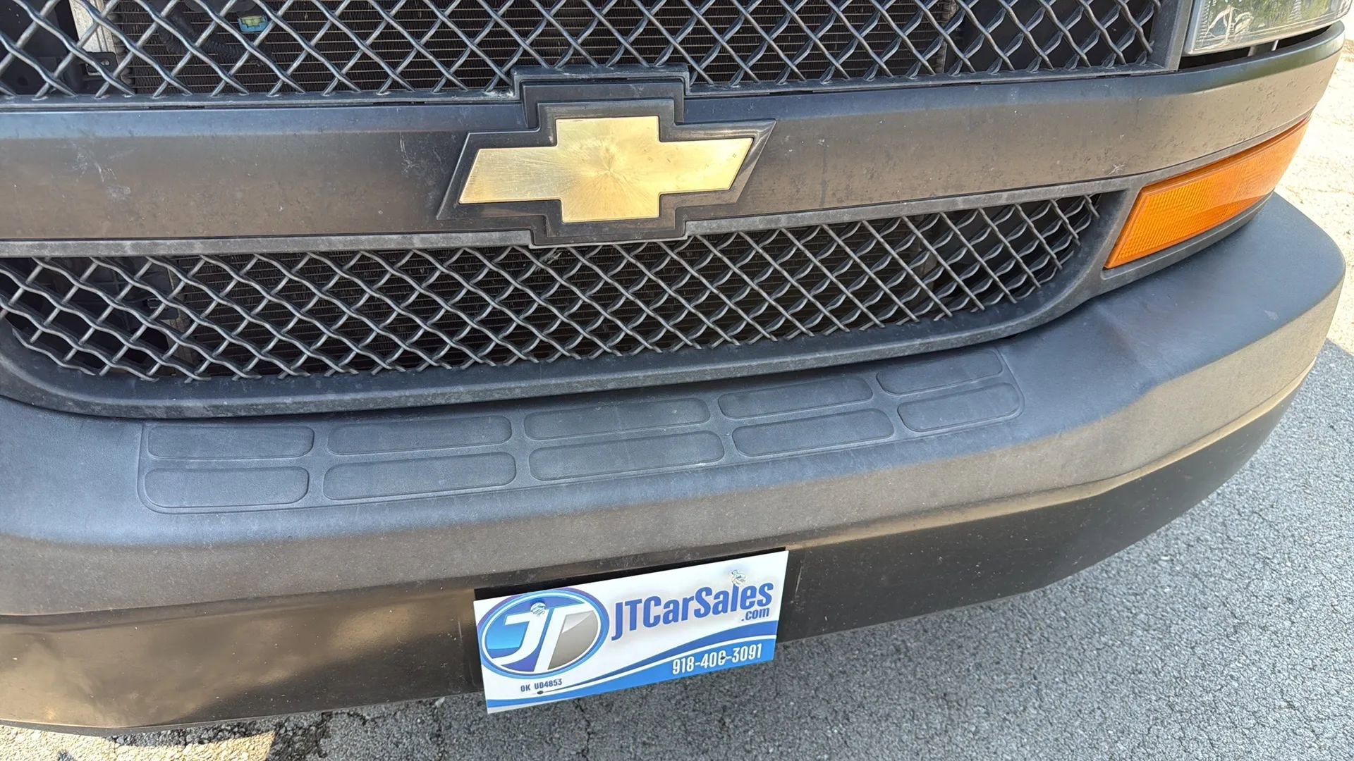 Used 2021 Chevrolet Express 2500 w/ Driver Convenience Package image 15