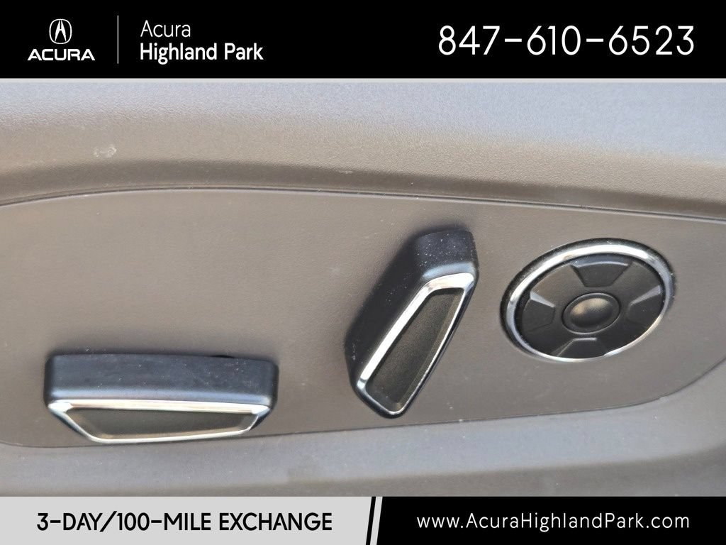 Used 2020 Ford Explorer Platinum w/ Premium Technology Package AWD/4WD image 31