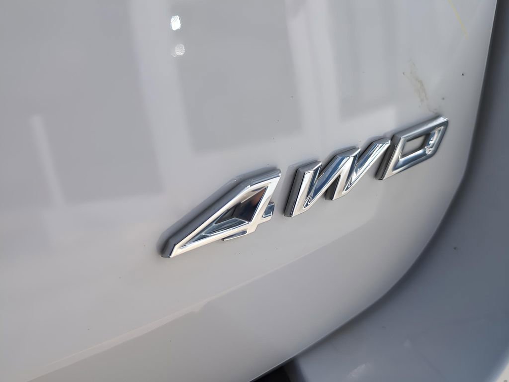 Used 2023 Ford Explorer XLT w/ Equipment Group 202A image 39