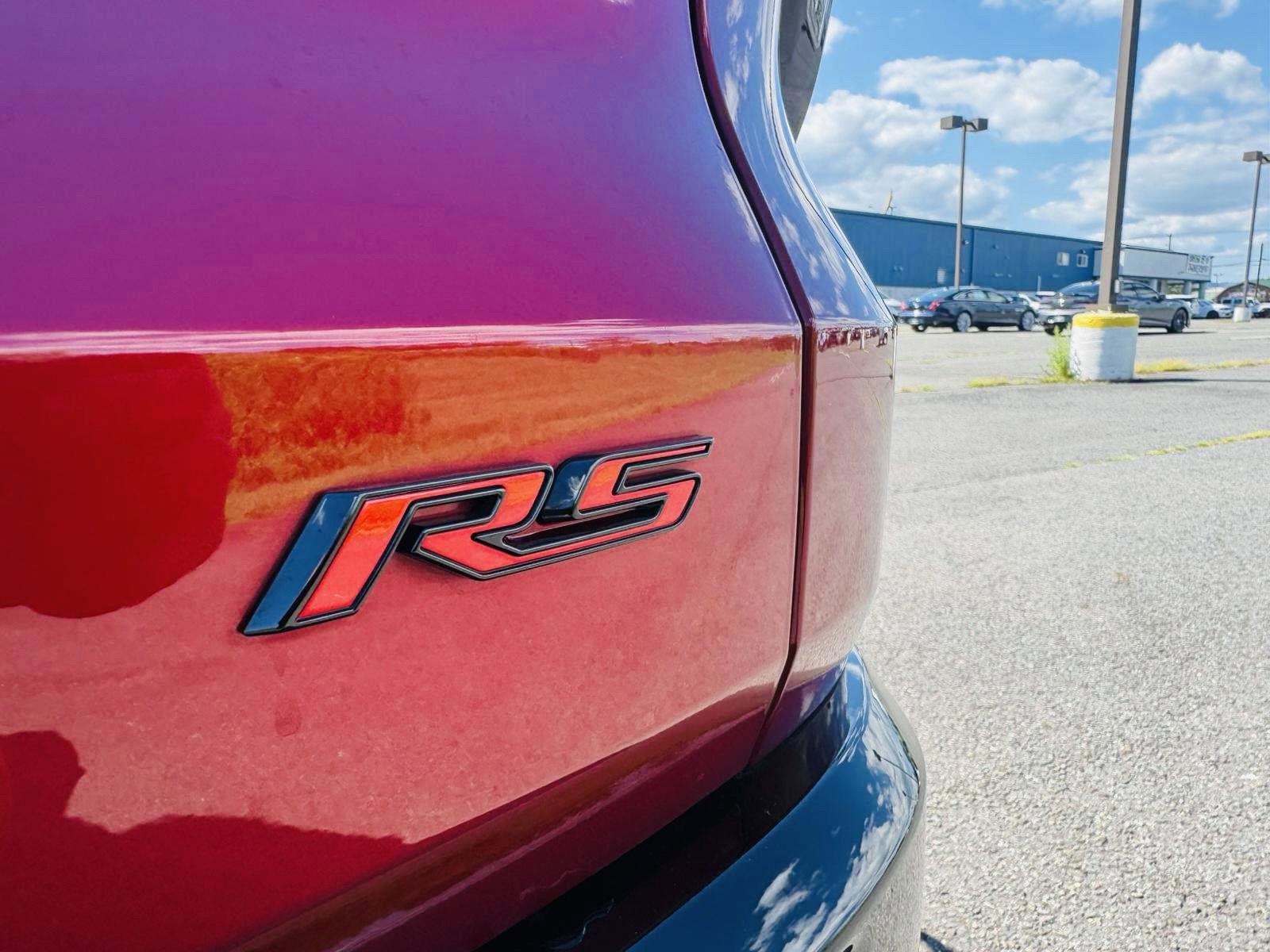 Used 2024 Chevrolet Traverse RS w/ LPO, Floor Liner Package image 19