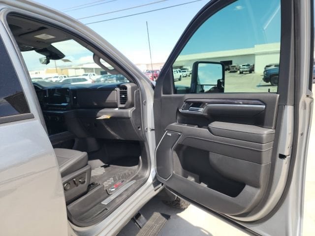 New 2026 Chevrolet Silverado 3500 LTZ w/ Trail Boss Package AWD/4WD image 33