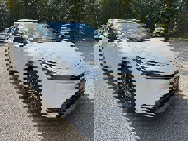 New 2026 Toyota Prius XLE image 2