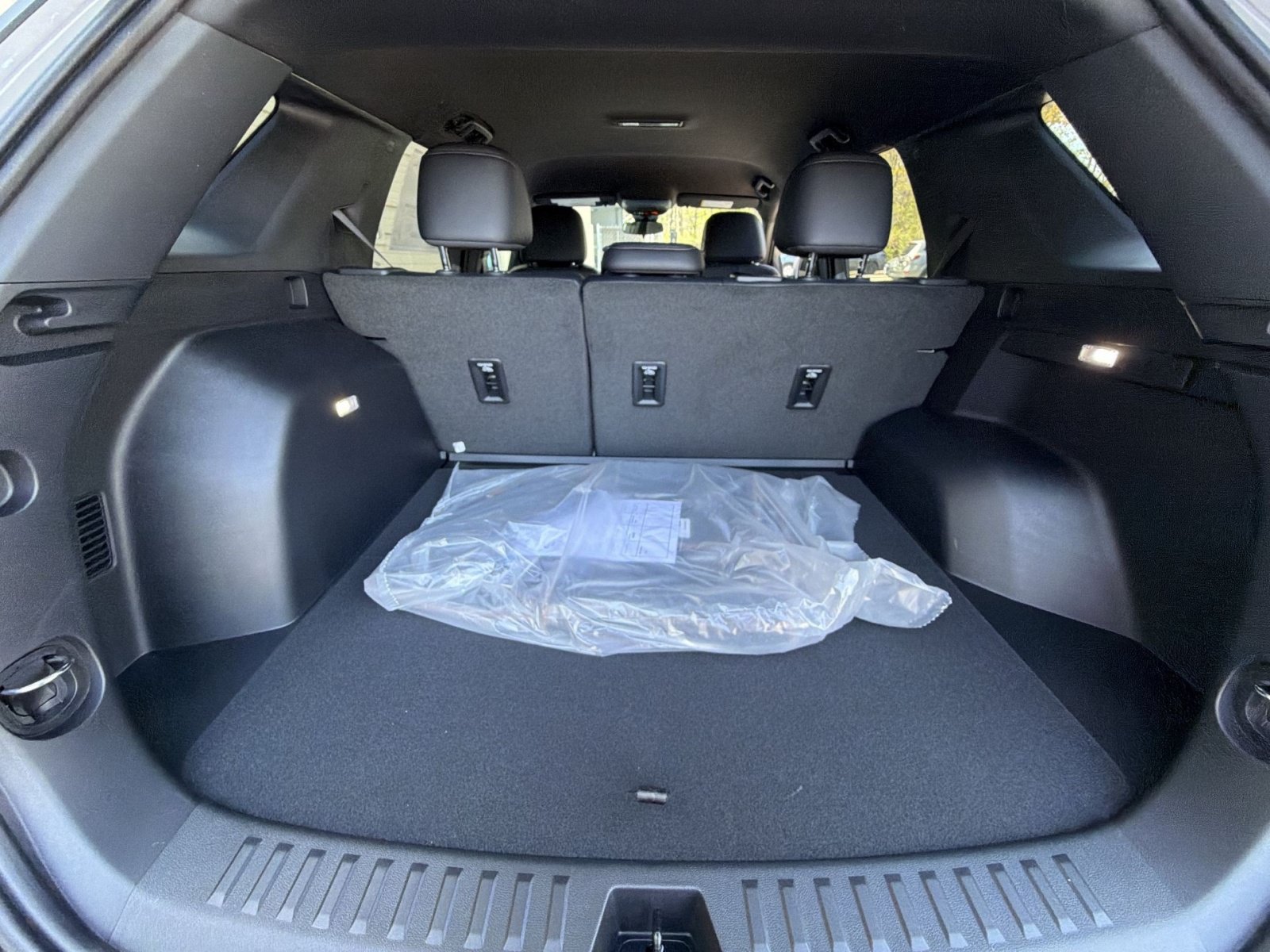 New 2026 GMC Terrain AT4 AWD/4WD image 25