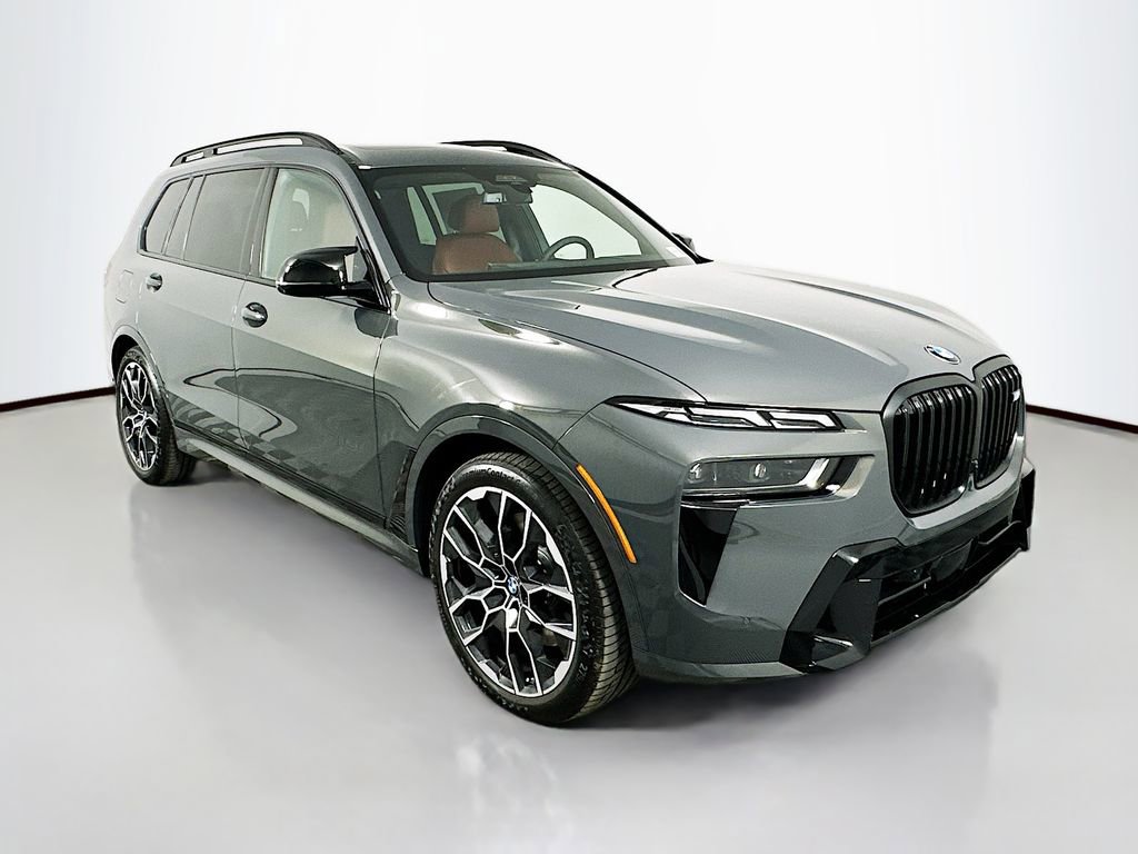 New 2026 BMW X7 M60i image 3