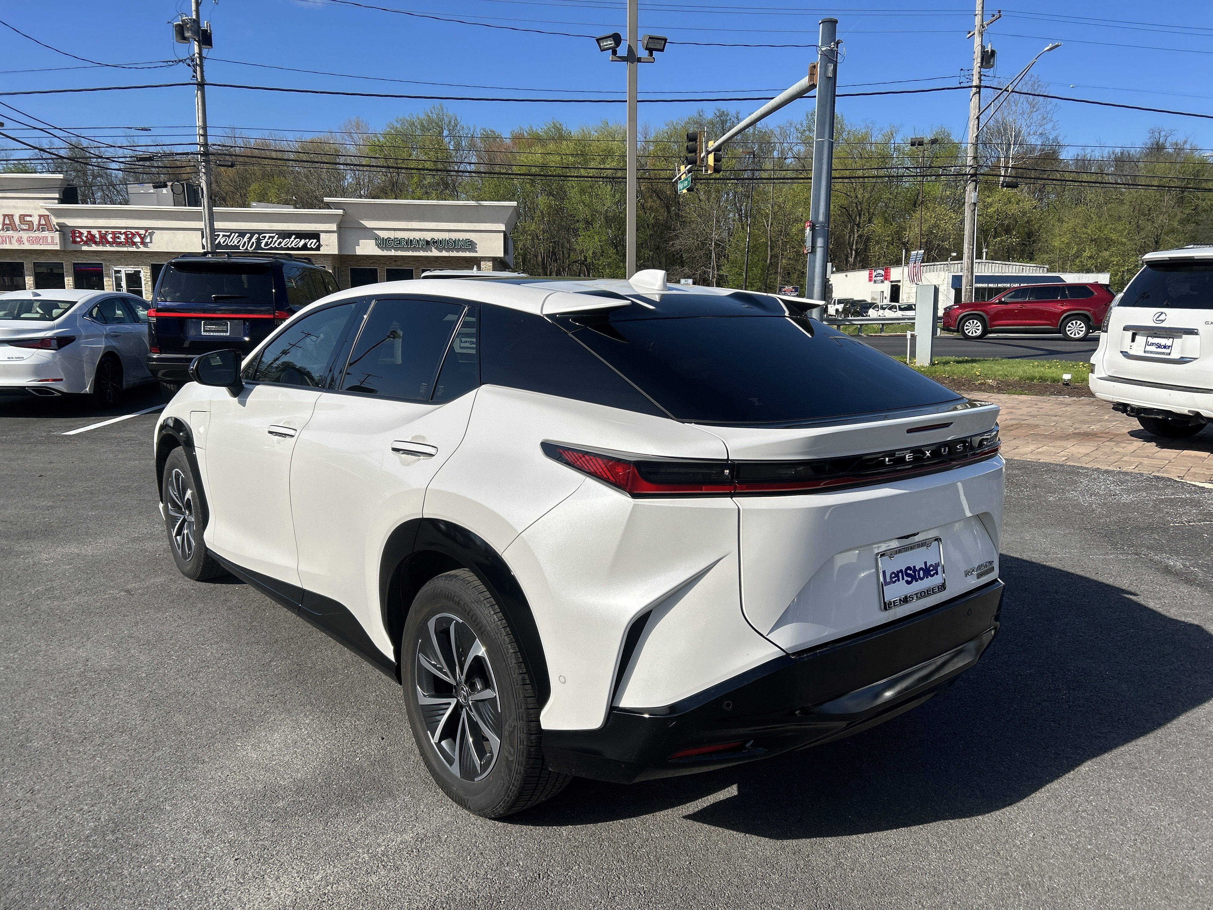 Used 2023 Lexus RZ 450e Premium w/ Technology Package image 3