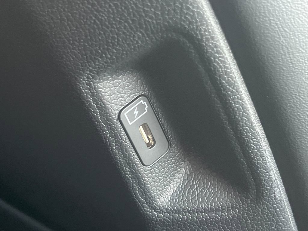 New 2026 Kia Sorento SX image 42