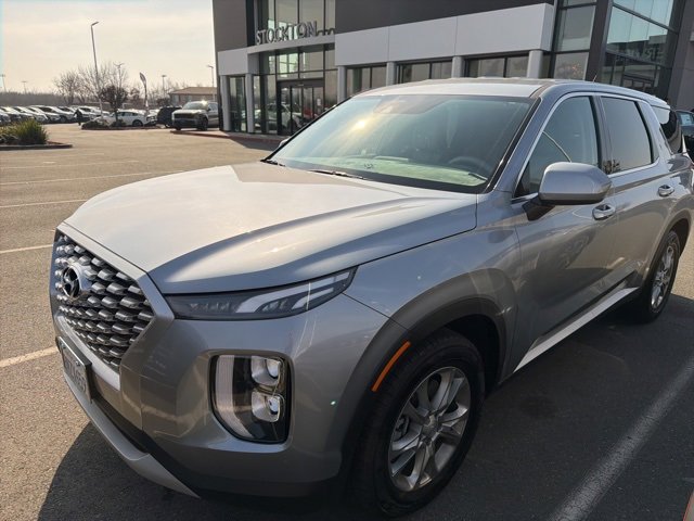 Used 2020 Hyundai Palisade SE video 1