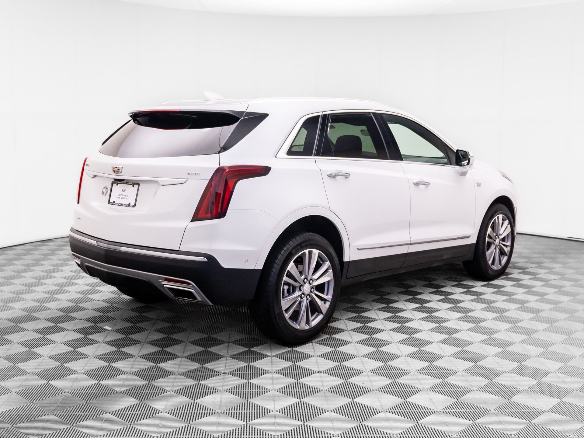 Certified 2026 Cadillac XT5 Premium Luxury w/ Driver Assist Package AWD/4WD image 6