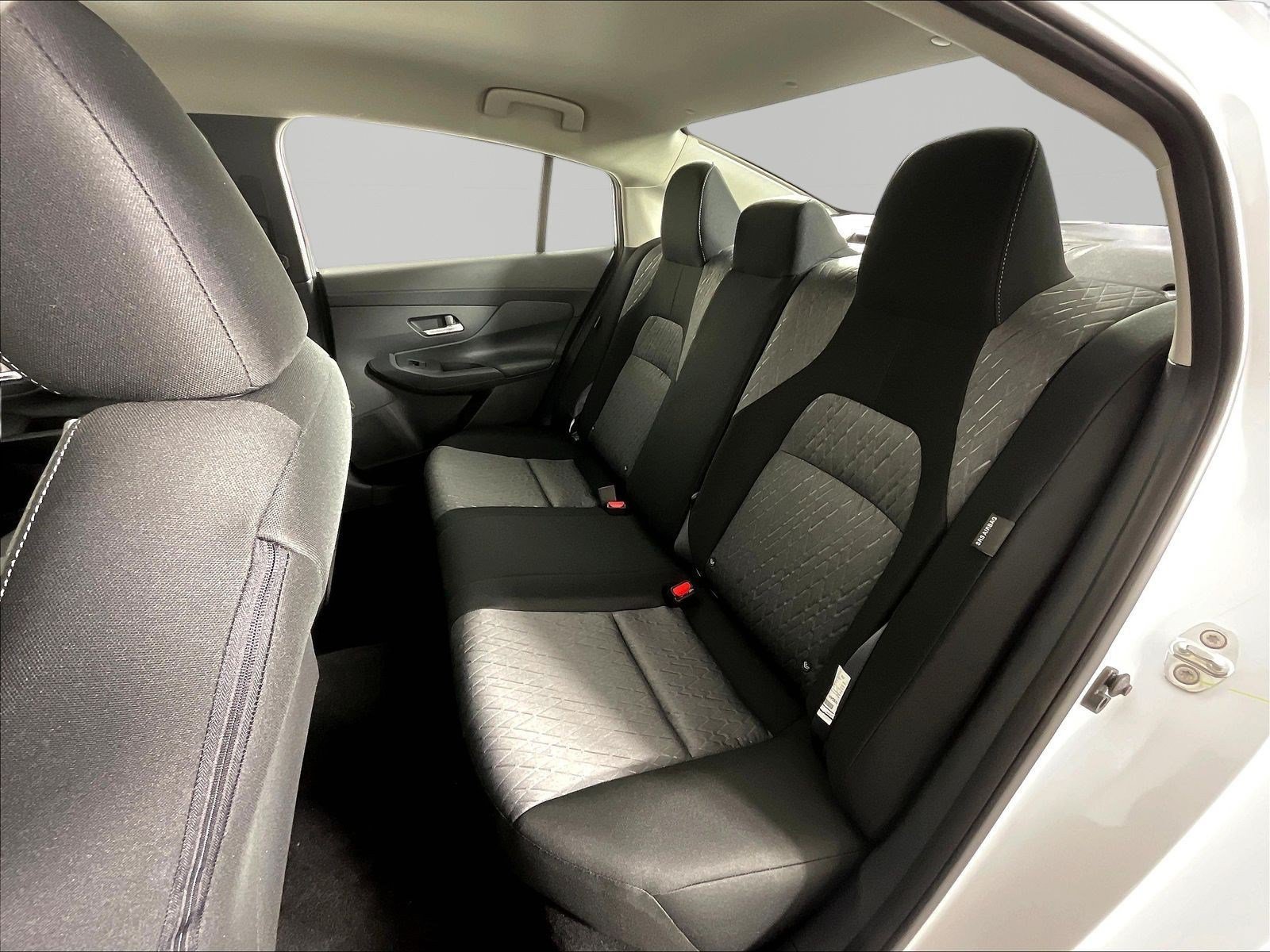 New 2026 Nissan Sentra SV w/ SV Convenience Package FWD image 17
