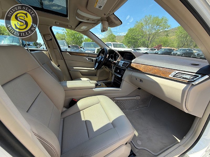Used 2016 Mercedes-Benz E 350 4MATIC Wagon w/ Premium Package image 16