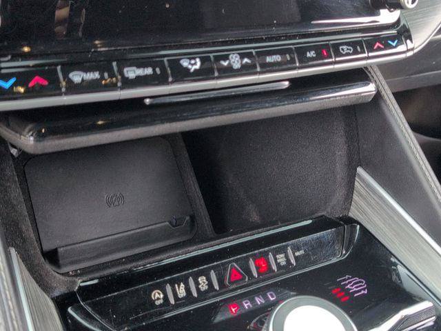 Certified 2023 Jeep Wagoneer Series III w/ Preferred Equipment Group AWD/4WD image 15