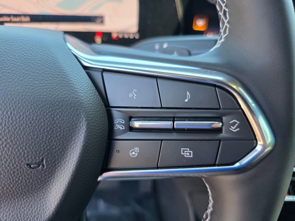 New 2026 Chevrolet Traverse LT w/ Driver Confidence Package FWD image 17